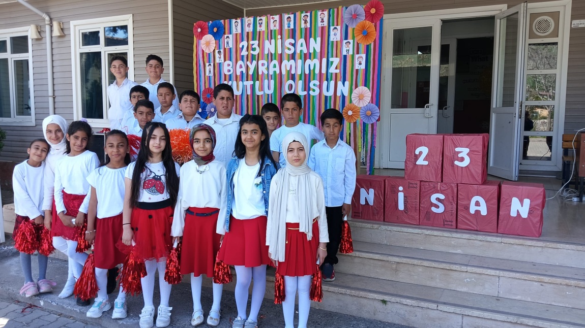Geleceğimizin Teminatı Çocuklarımızla 23 Nisan'ı Coşkuyla Kutladık